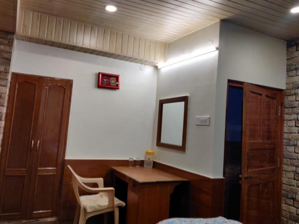 Mehdudia Guest House Шимла Экстерьер фото