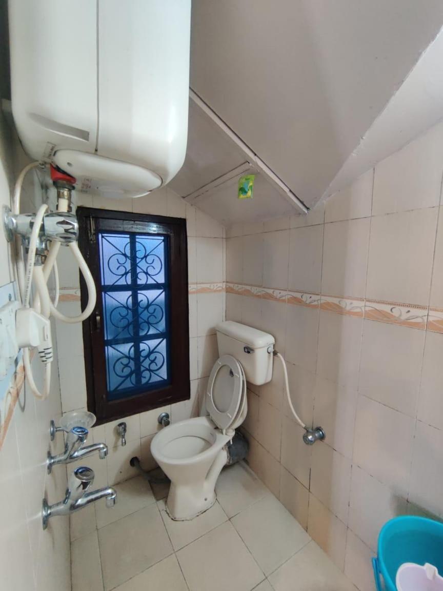 Mehdudia Guest House Шимла Экстерьер фото